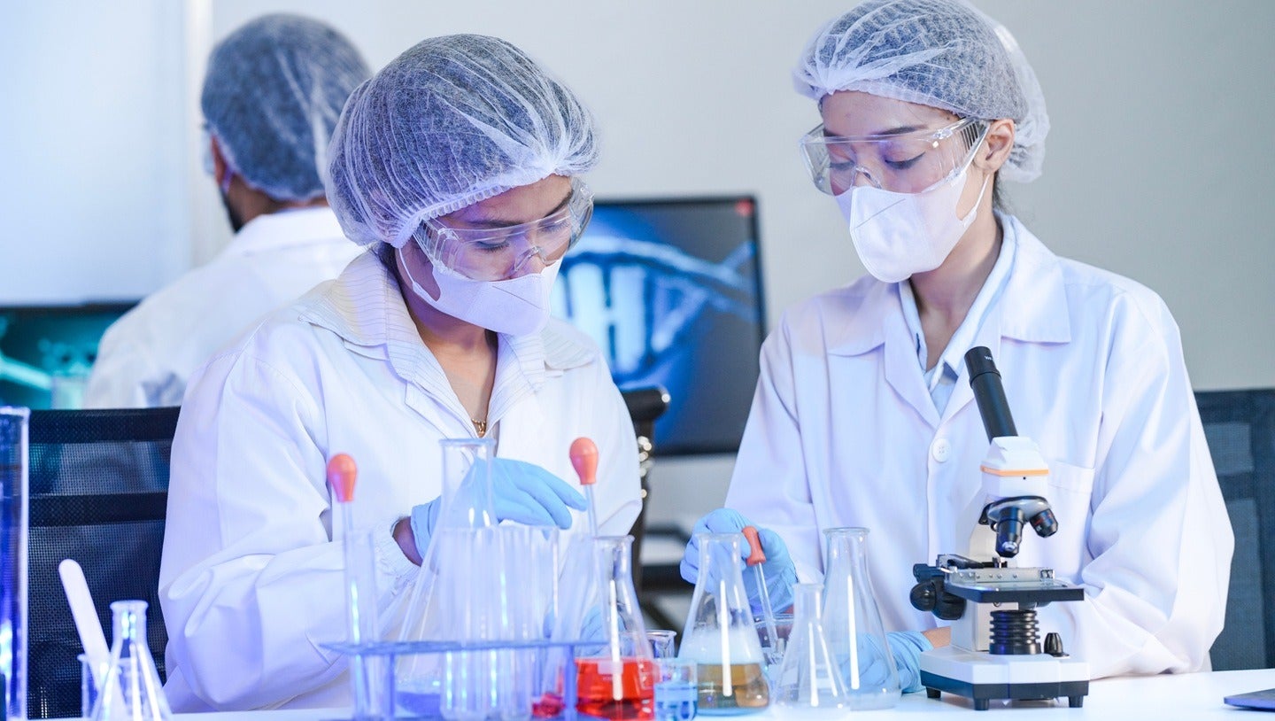 Cellares and GenomeFrontier to assess automated GF-CART01 production